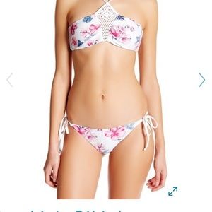 NWOT Frankie’s Bikinis Harlow Bottom